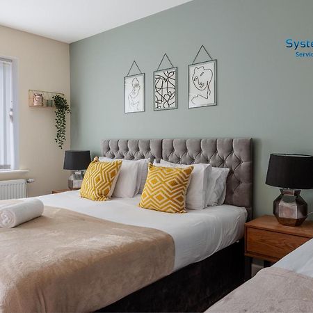 Syster Properties Serviced Accommodation Leicester 5 Bedroom House Glen View Buitenkant foto