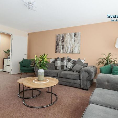Syster Properties Serviced Accommodation Leicester 5 Bedroom House Glen View Buitenkant foto