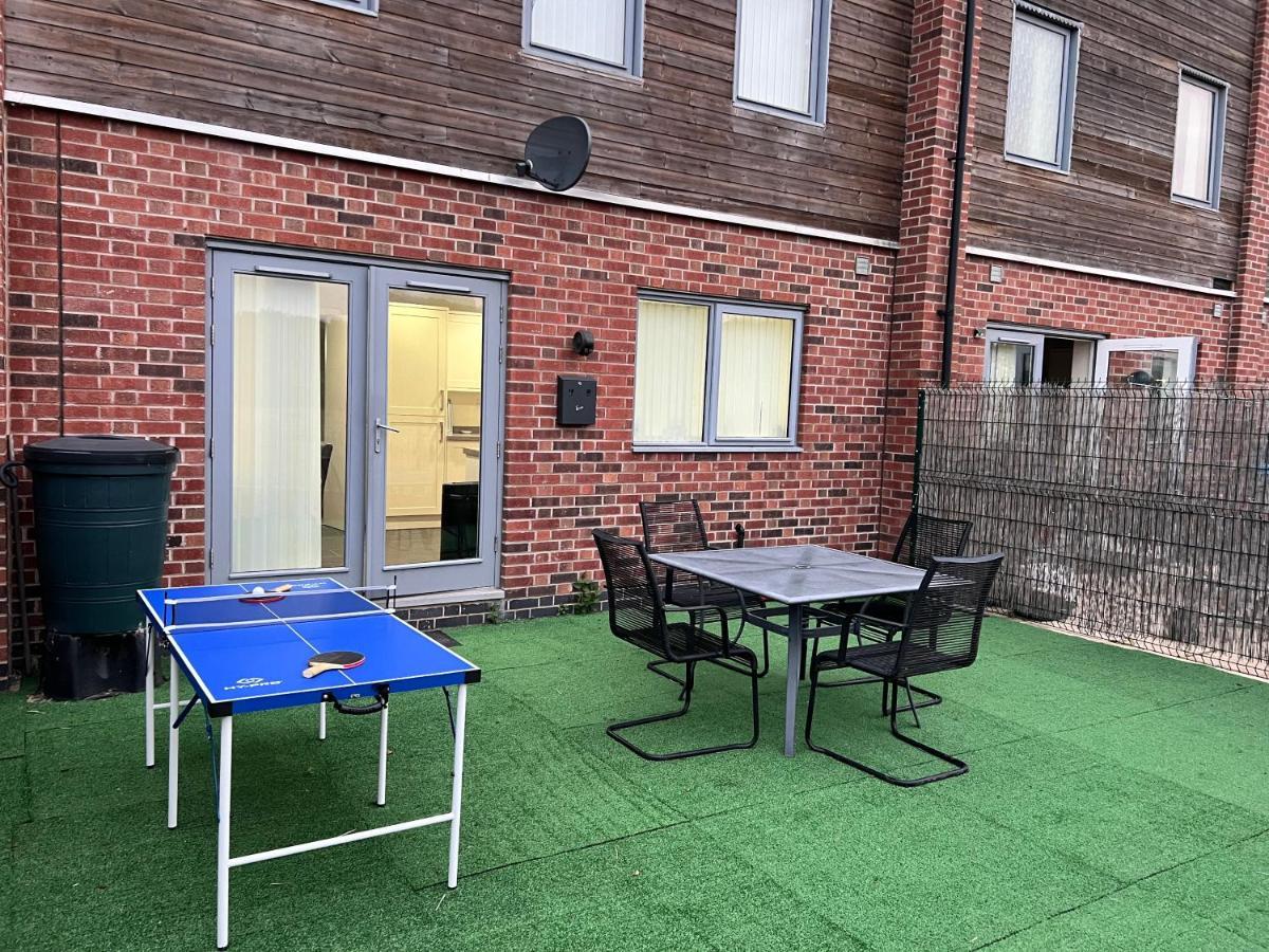 Syster Properties Serviced Accommodation Leicester 5 Bedroom House Glen View Buitenkant foto