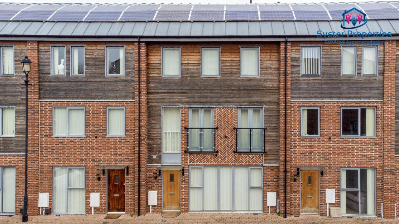 Syster Properties Serviced Accommodation Leicester 5 Bedroom House Glen View Buitenkant foto