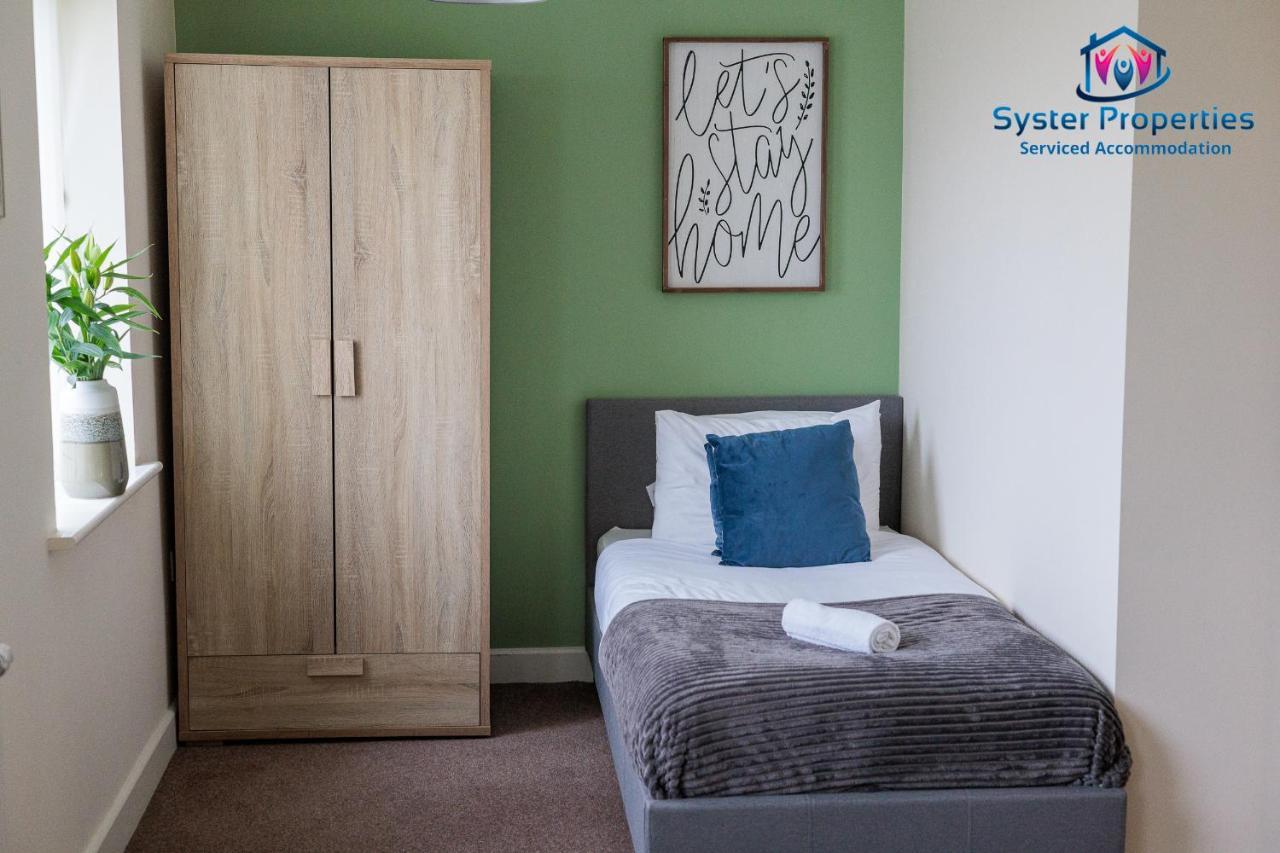 Syster Properties Serviced Accommodation Leicester 5 Bedroom House Glen View Buitenkant foto