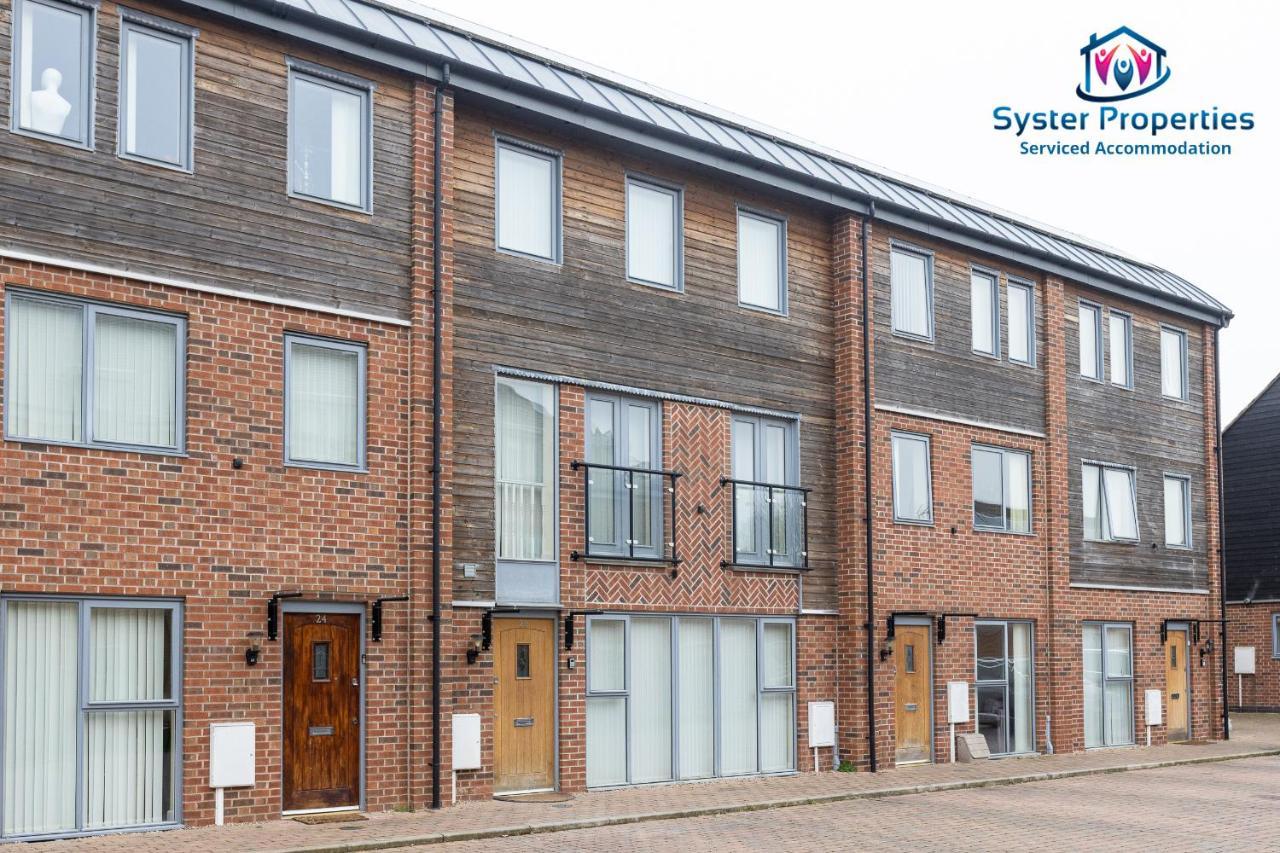 Syster Properties Serviced Accommodation Leicester 5 Bedroom House Glen View Buitenkant foto